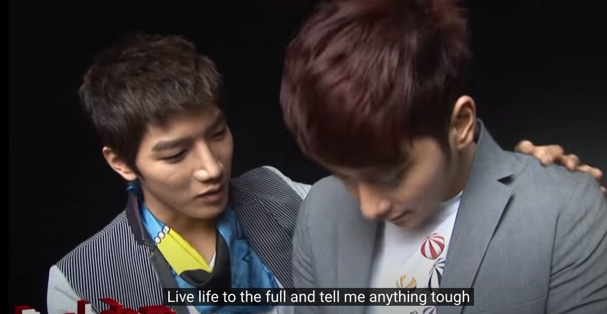 waiting2ndlife's tweet photo. Good Morning,
🥹Where are you two?
#JUN_K #CHANSUNG #2PM #Imnotcryingurcrying https://t.co/pNl1XUOla5