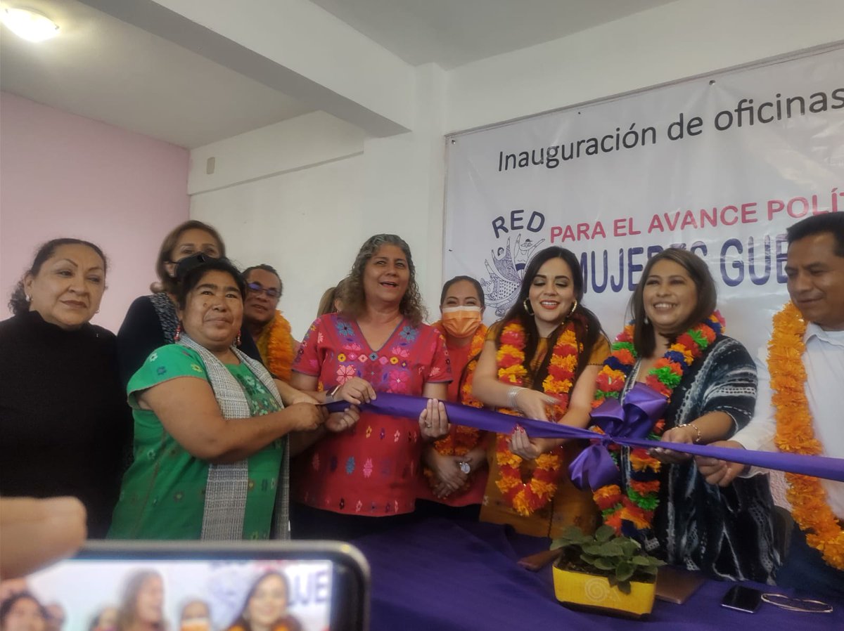 Inauguramos nuestras oficinas estatales, gracias a la Dip. <a href="/Gabytabernal/">Gaby Bernal</a> por su apoyo, a todas nuestras aliadas y aliados institucionales e integrantes de esta Red, por sumar y ser parte de saca causa y camino compartidos.