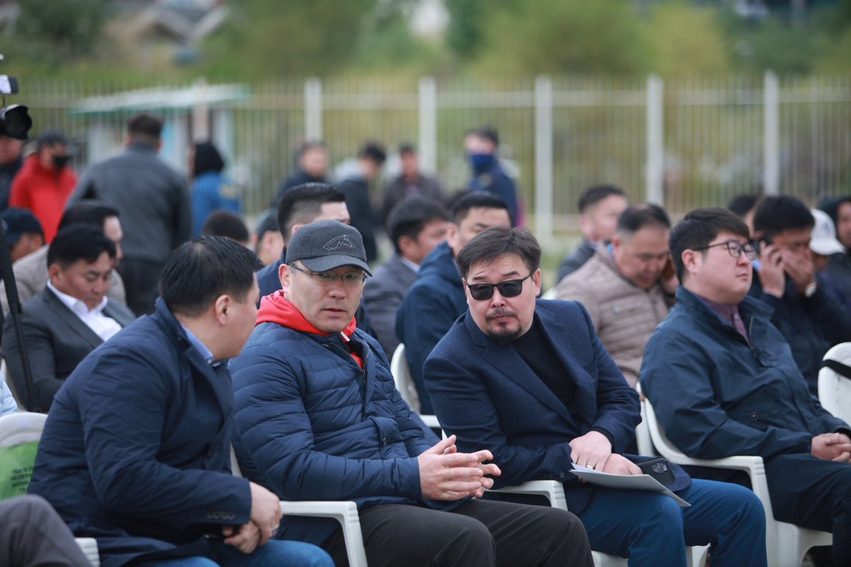 Хүүхдийн паркийн сул байгаа газарт зөвхөн ногоон байгууламж, явган зам бий болгоно. 00-оос өөр барилга, байгууламж  барихгүй... #ҮСАХ