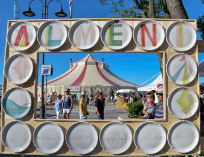 mondointasca's tweet photo. "#AlMeni" 18 e 19 giugno sul lungomare di #Rimini nella piazza dedicata a Fellini. Prodotti e #cucinadautore davanti al mare di Rimini, 24 talenti della cucina si danno appuntamento per una grande #festadelgusto. @circomercatoalmeni @comunedirimini https://t.co/T9H16TYbU1 https://t.co/Cb5V73jP6i