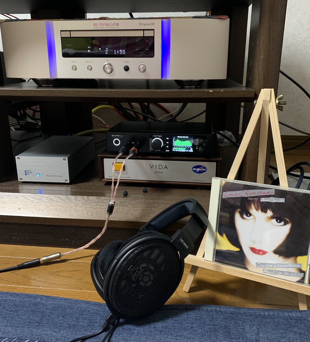 sato_1117's tweet photo. HD660Sでリンダ•ロンシュタット 
クライ•ライク•ア•レインストーム
アーロン・ネヴィルとのデュエットが
とても心地よき🤗😆

#リンダロンシュタット
#アーロンネヴィル
#HD660S https://t.co/j2VbMut8T0