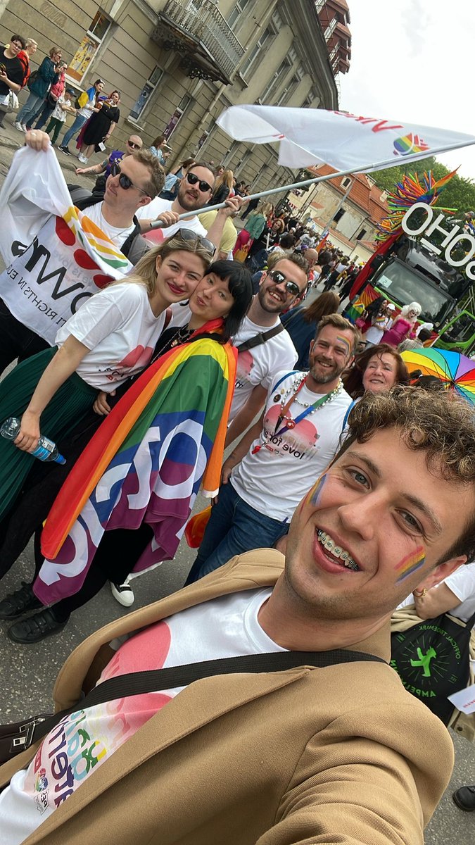 #balticpride #partyofeuropeansocialists #rainbowrose #vikerroos #lgbtpride delegation is ready and willing. laisvė būti savimi!