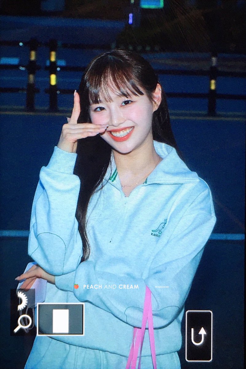 peachcream_chuu's tweet photo. 220604 너무 사랑받는 강아지야 오늘 #이달의소녀 #LOONA #츄 #chuu #김지우 https://t.co/jLY5waTouh