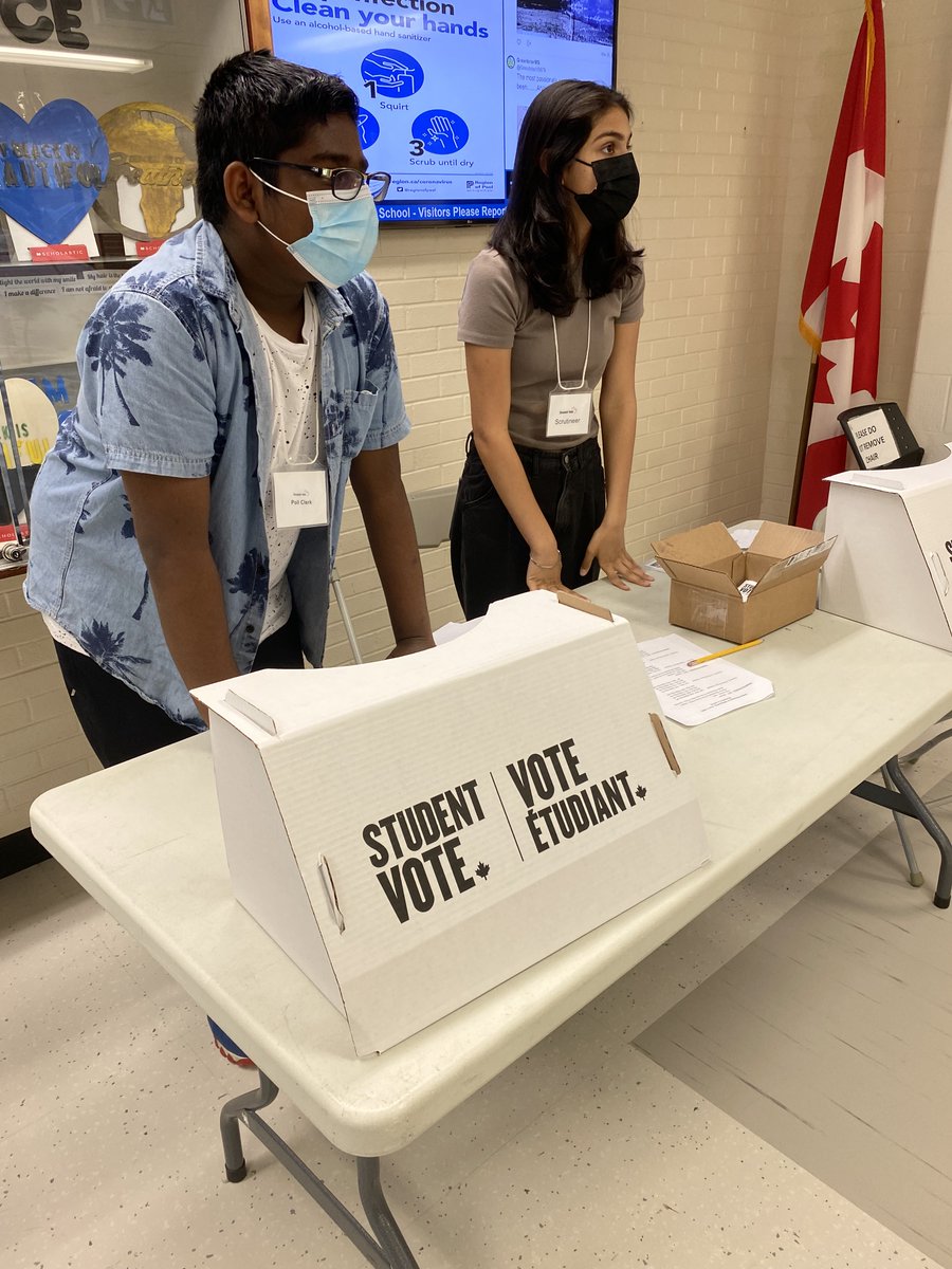 #StudentVoteON #FutureVoters Greenbriar Middle School Students did a wonderful job running CIVIX Canada's Student Vote initiative this week for the Ontario Provincial Election.  Democracy in action!
