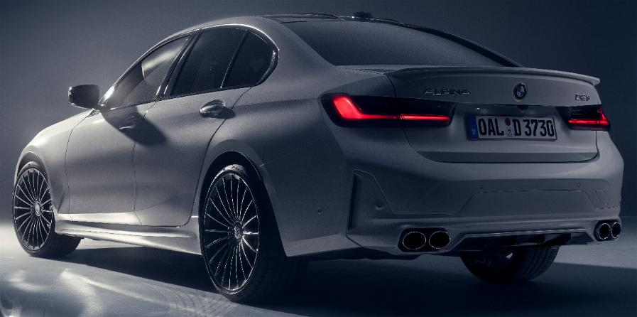 UltimativCars's tweet photo. Who says #BMW, does inescapably think of #Alpina:

1) Strongest: 622 PS/HP (#B8 #GranCoupé)

2) Weakest: 355 PS/HP (#D3S #Limousine/#Sedan)

3) Worst Range: 584 kms | 363 mls (#B3 Sedan+#Touring)

4) BEST RANGE: 958 kms | 595 mls (#XD3 &amp; #XD4) https://t.co/2ulJck5SxP