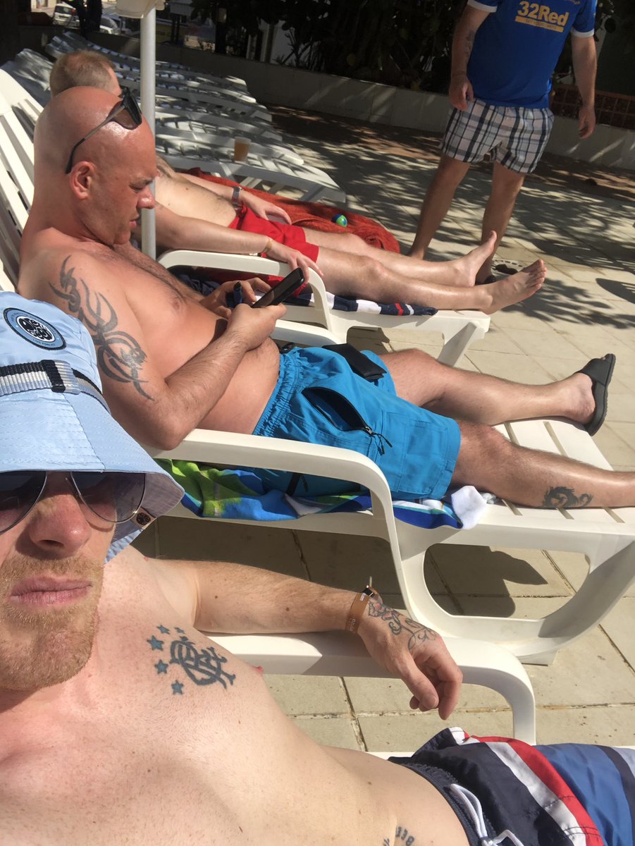 Hydeaway & Ganunga tweet media