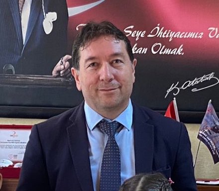 Sevgili çocuklar!
Sizler bizim için değerlisiniz, bir yıl boyunca çalıştınız, emek verdiniz. 5 Haziran 2022 Pazar günü gerçekleştirilecek olan #LGS2022 sınavında hepinize muvaffakiyetler diliyorum.
Ali Savaş-İlçe Milli Eğitim Müdürü
<a href="/samsunmem/">Samsun İl Milli Eğitim Müdürlüğü</a> <a href="/gokhanmurat1/">Murat YİĞİT</a> <a href="/alisaavaas/">Ali Savaş</a>