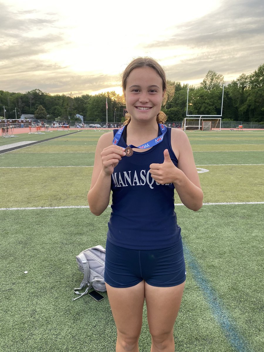 michaelareadd's tweet photo. @SquanAthletics Katie Beavis 3rd in the Pole Vault - 9ft https://t.co/hWE2rDJg6n