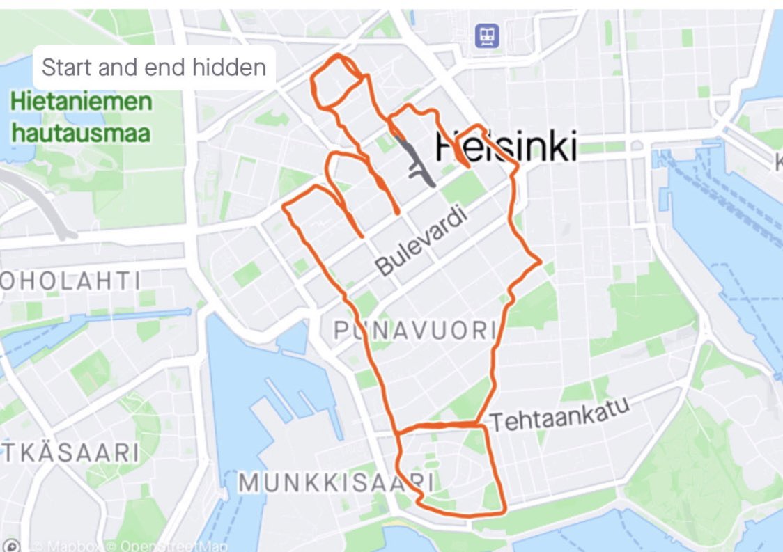 RT @FinlandSniper: Did a walk through #Helsinki today, to send #Putin a strong message. https://t.co/EHtmXM0d2Q