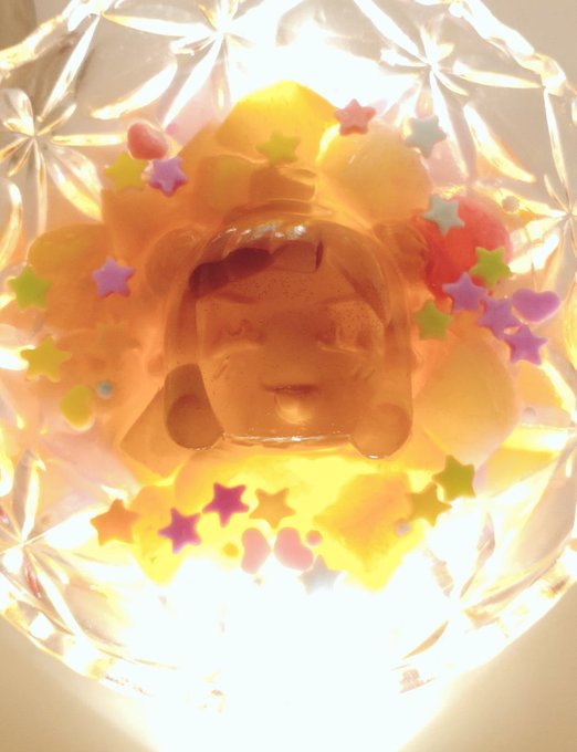 ぷにるゼリー
ゼリーの写真撮るのムズすぎ…実物はもうちょっとかわいい 