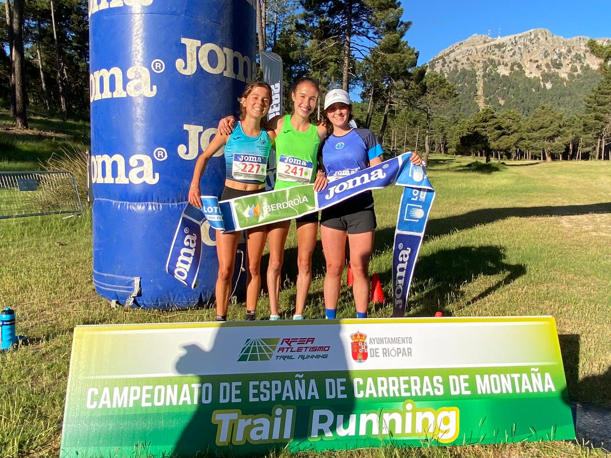 🥇 Gemma Rebollo, campeona de España de carreras de montaña #CEtrailrunning sub20 en Riópar

⏱️ 23:14

🥈 Blanca Batlle 23:39
🥉 Martina Gonfaus 26:17

Resultados 📊 bit.ly/391k1UB