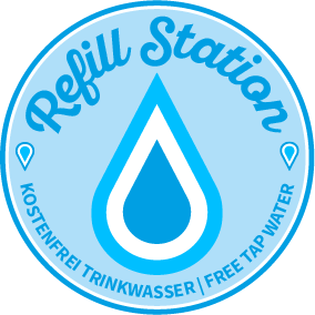 Magret Kindermann (@magretkind) on Twitter photo Viele Restaurants füllen die wiederverwendbaren Flaschen gerne bei Nachfrage mit Leitungswasser wieder auf. Toll ist auch <a href="/RefillDE/">Refill Deutschland</a>, deren Logo mittlerweile viele Restaurants und Cafés haben. Ich habe das schon einige Male genutzt. Viele Restaurants füllen die wiederverwendbaren Flaschen gerne bei Nachfrage mit Leitungswasser wieder auf. Toll ist auch <a href="/RefillDE/">Refill Deutschland</a>, deren Logo mittlerweile viele Restaurants und Cafés haben. Ich habe das schon einige Male genutzt.