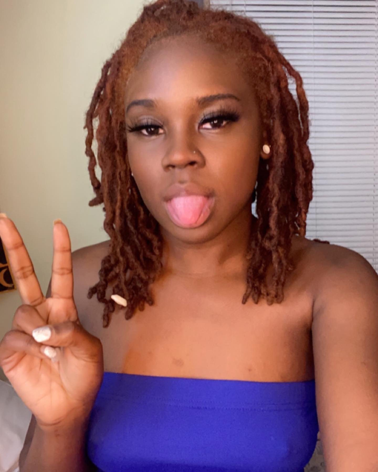 3 pic. 🥶🦋💙 https://t.co/7zLEdFUf4R