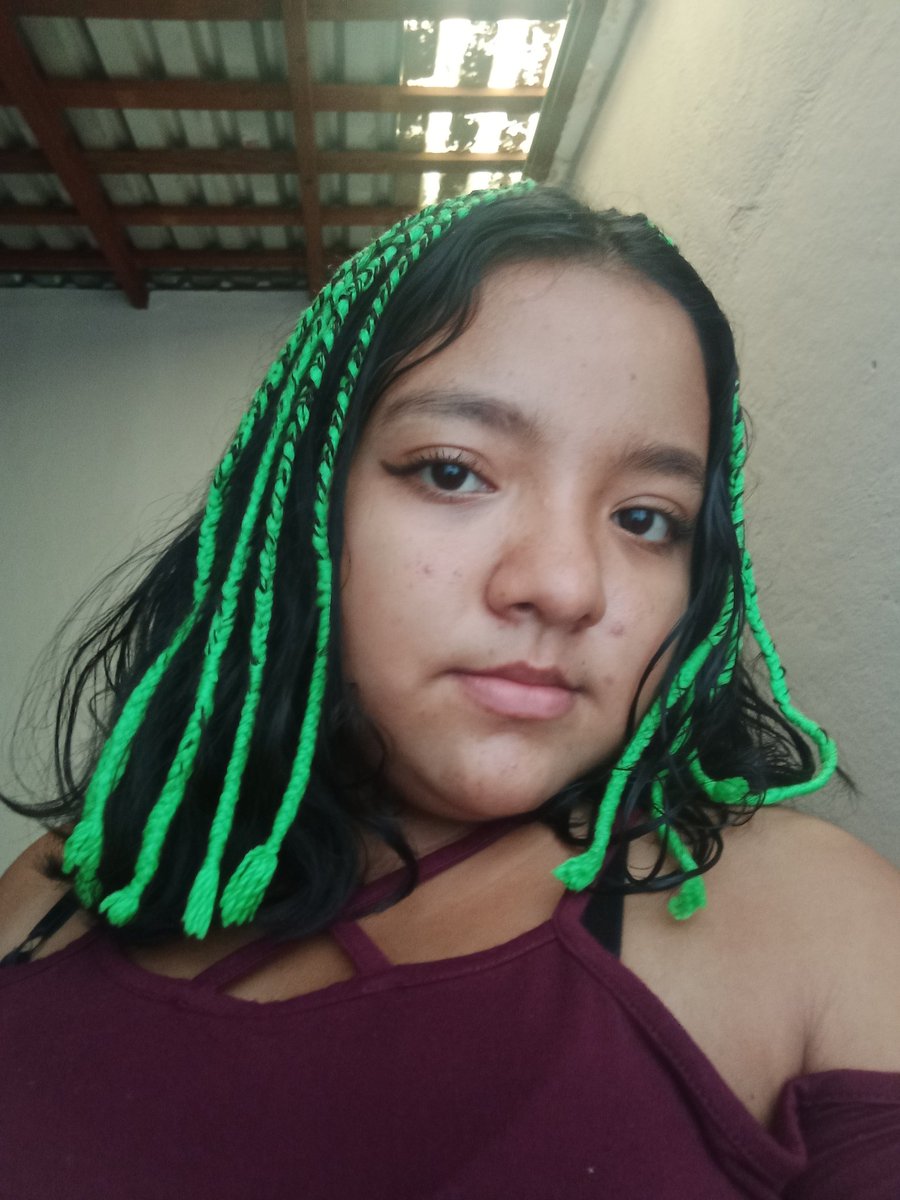 senannemit's tweet photo. Me extrañaron???🤗✨🥺

#mommyhot #sweetgirl #littlegirl #greenhair #pinkhair https://t.co/ZzURl36GcL