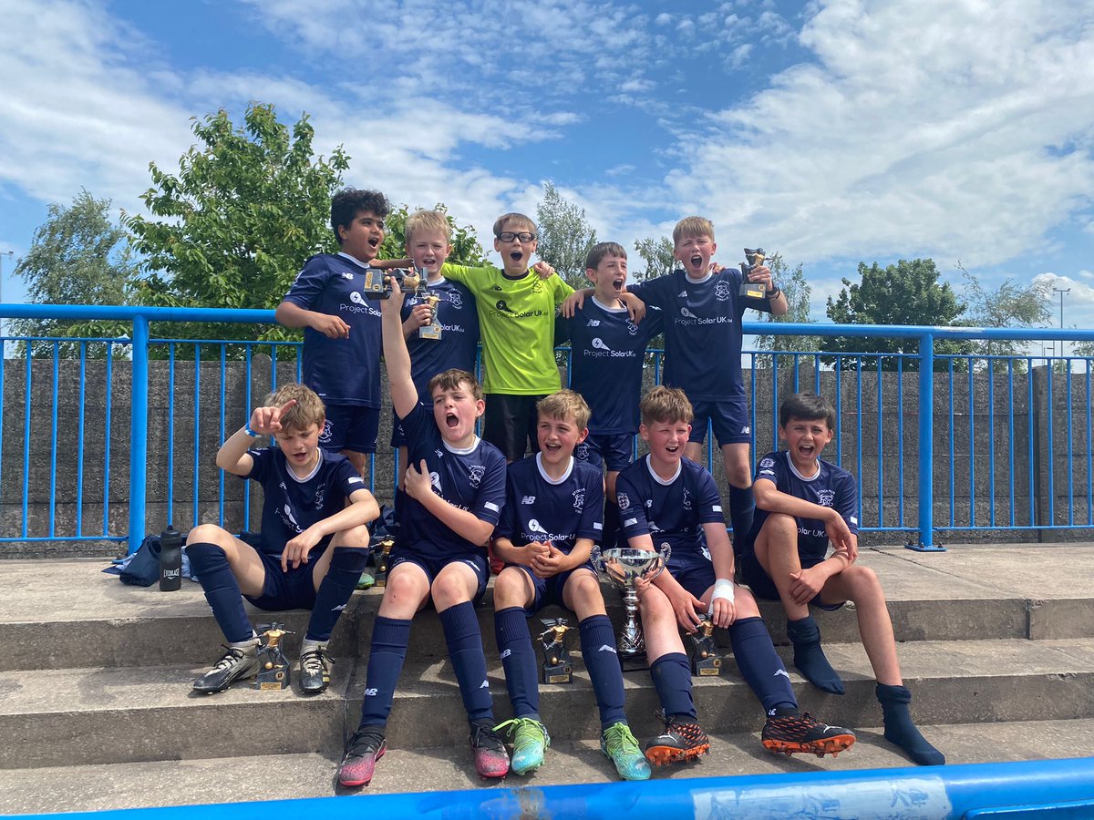 stockportviking's tweet photo. U11's WARRIORS WIN EMJFL CUP
And yet more silverware for Vikings yesterday with the U11 Warriors winning the @EMJFL Martin Hyatt Cup at Curzon Ashton Stadium. Well done everyone. #moresilverware https://t.co/2iAskt5gkA