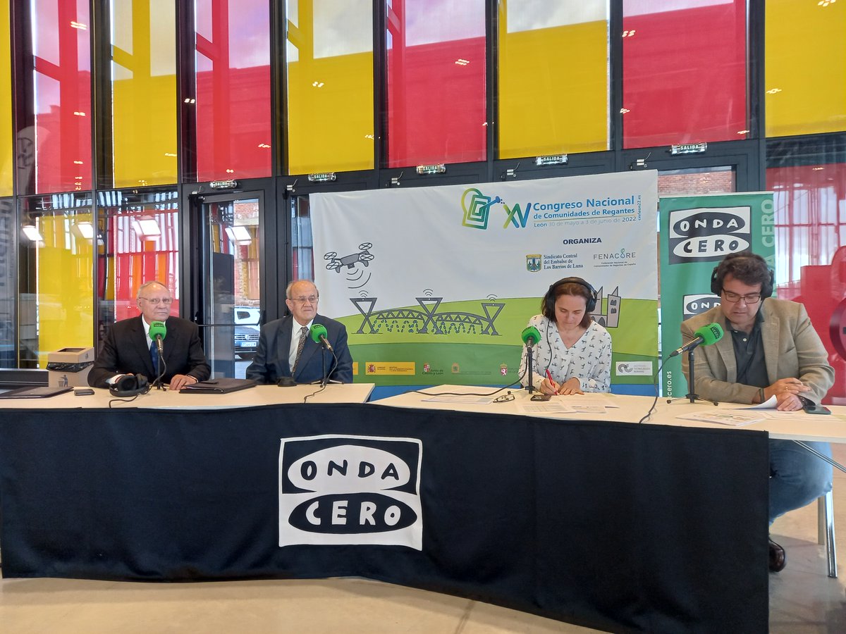 El XV Congreso Nacional de Comunidades de Regantes ya sido hoy el protagonista del programa 'Onda Agraria' de <a href="/OndaCero_es/">Onda Cero</a>. 🎙️📻

▶️Escucha el programa completo aquí: ondacero.es/programas/onda…

#CNRLeón22 #regadío #comunidadesregantes