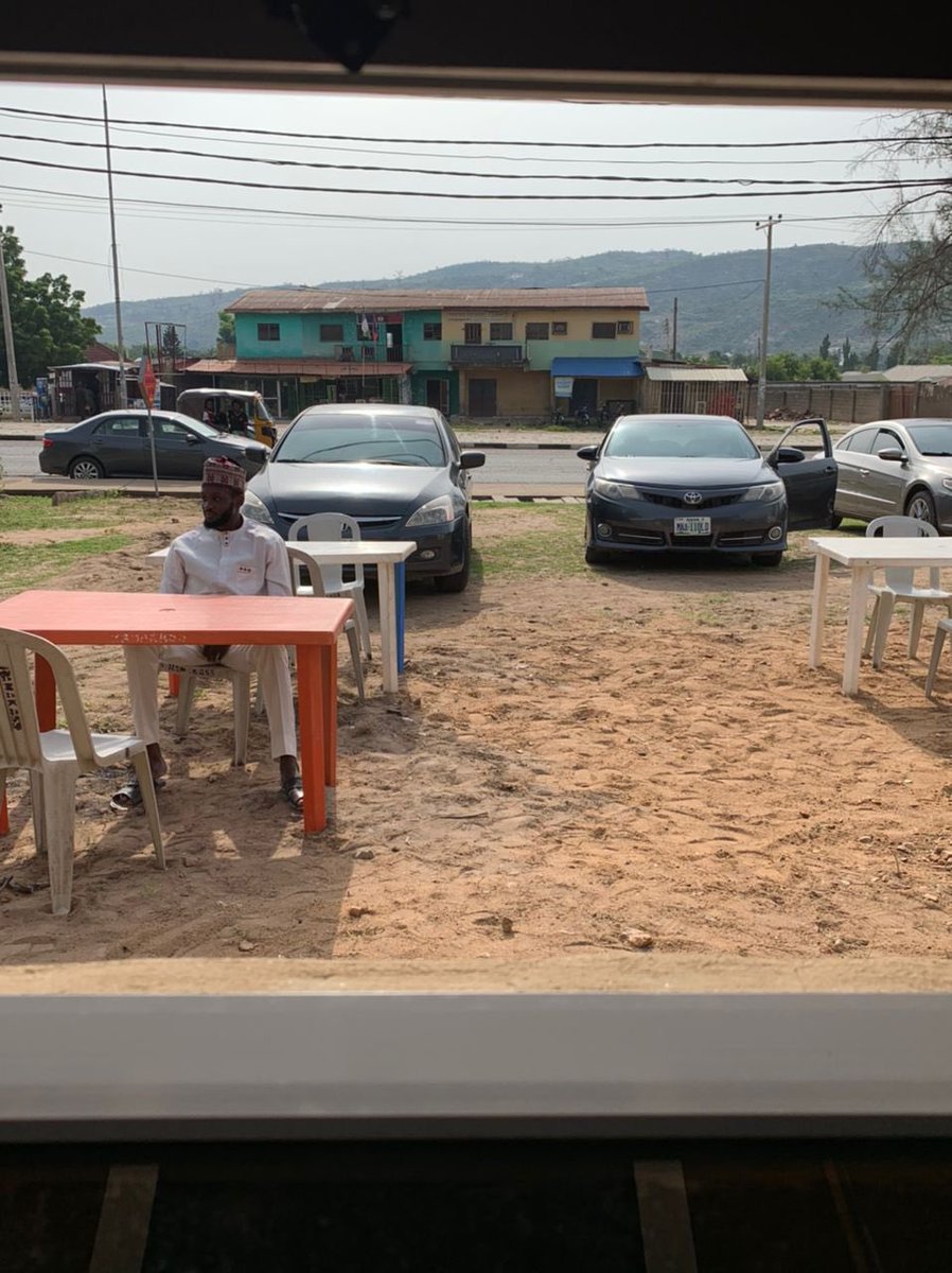 Shuaibuaisha4's tweet photo. All roads in minna this morning leads to Badeggi Masa. We are open and ready keep coming. First 10 people is sold for free💃💃
Thank you Minna 🔥😁
Badeggi Masa, Eat Healthy 
#badeggimasa 
#minnamasa 
#masainminna 
#food 
#goodfood 
#minnafood https://t.co/QPxlAObPH1