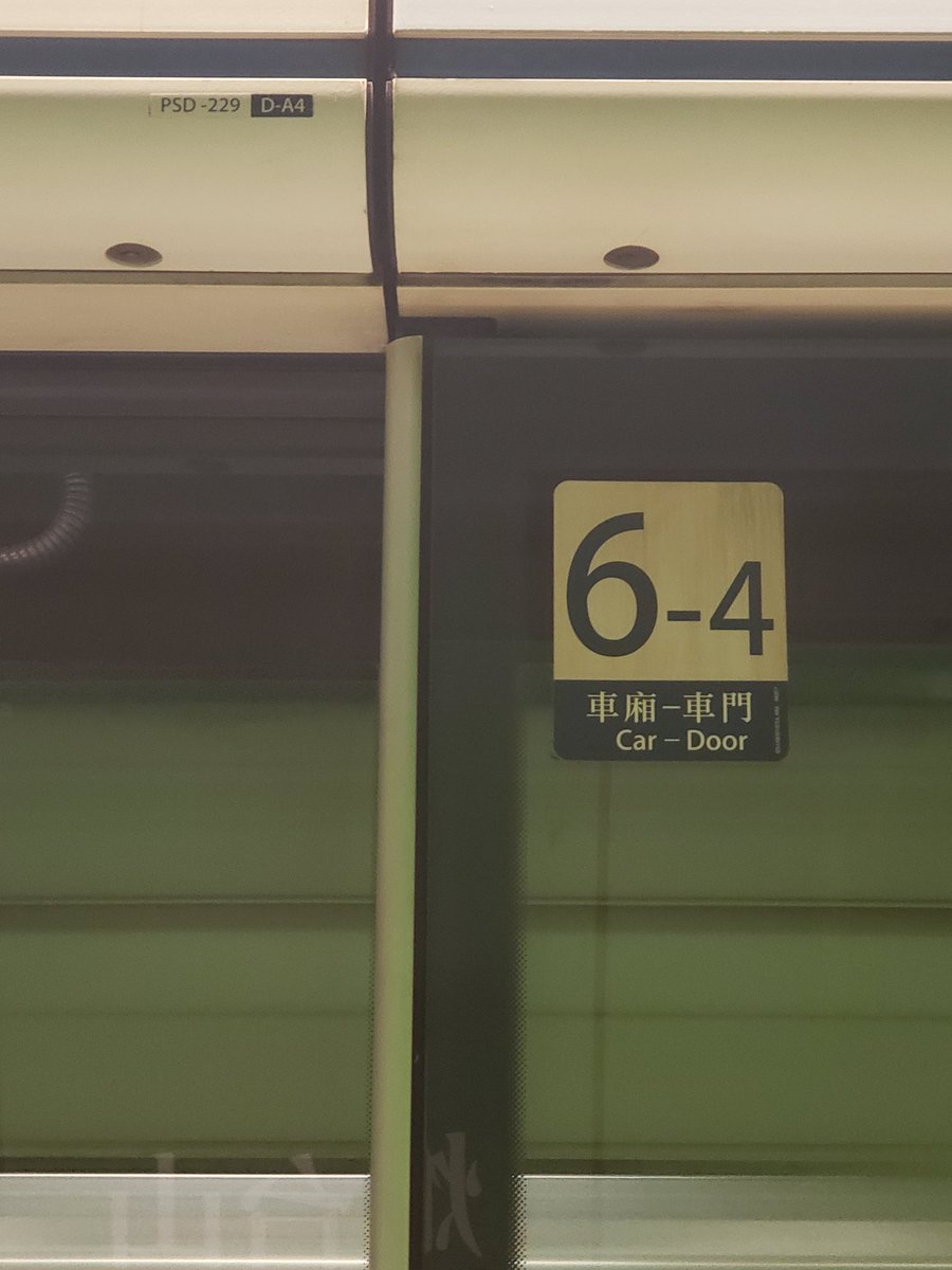 AP 🇭🇰 tweet media