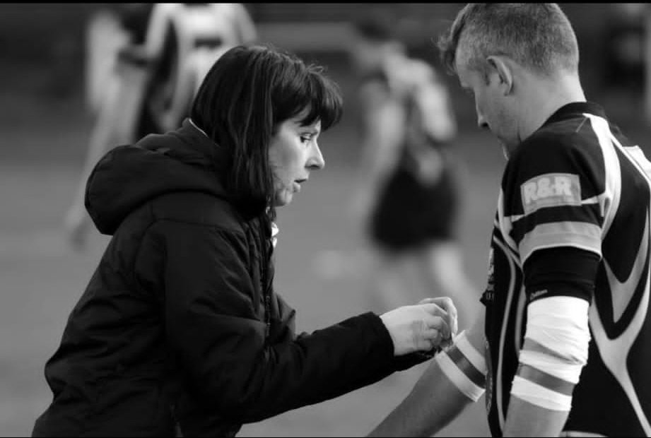 The committee, players and members of Caldicot RFC are saddened to hear of the tragic loss of Rebecca Comins. Becky made a huge contribution to the club as our 1st team sports masseur and first aider
Our condolences and best wishes are extended to Steve, George, Millie and family