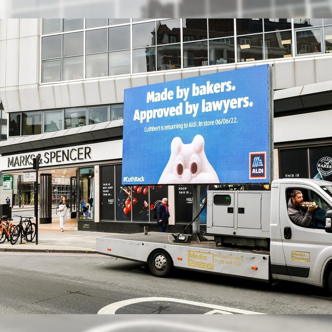 alicecassell's tweet image. The @AldiUK social media team are another level! 😂😂 

Can’t wait for #CuthBack 🐛