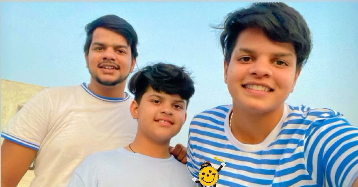 Female Cricket tweet media