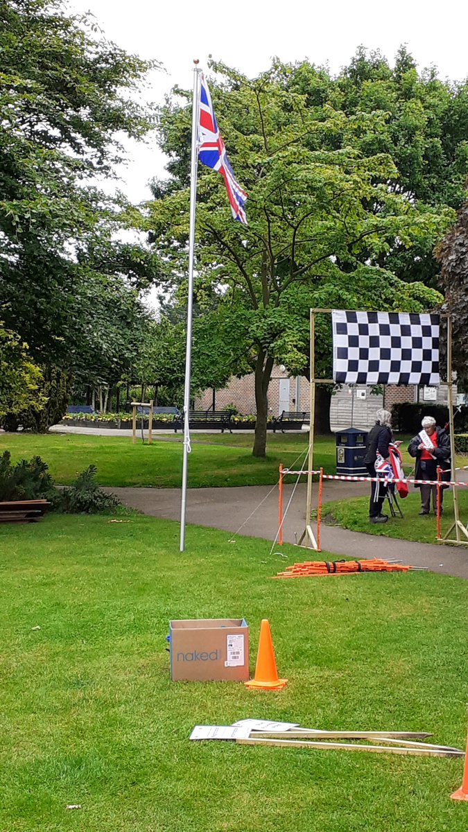 Getting ready for Devizes' 1st ever Trolley Olympics