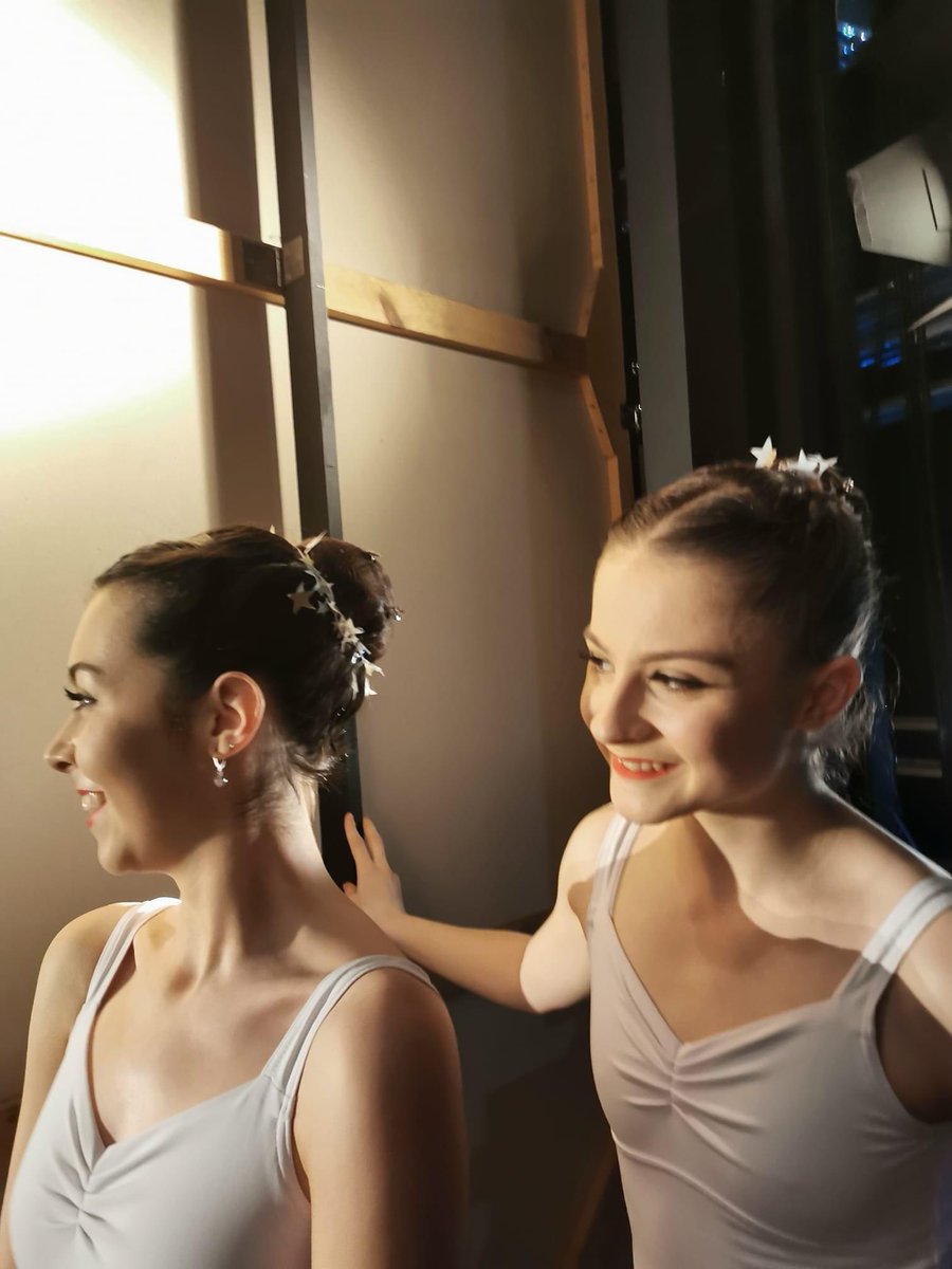 KingsBallet's tweet image. Final applications being accepted for our Pre Vocational Associate Course 2022-2023 - train in a unique atmosphere where every student is valued for the artist they will become .