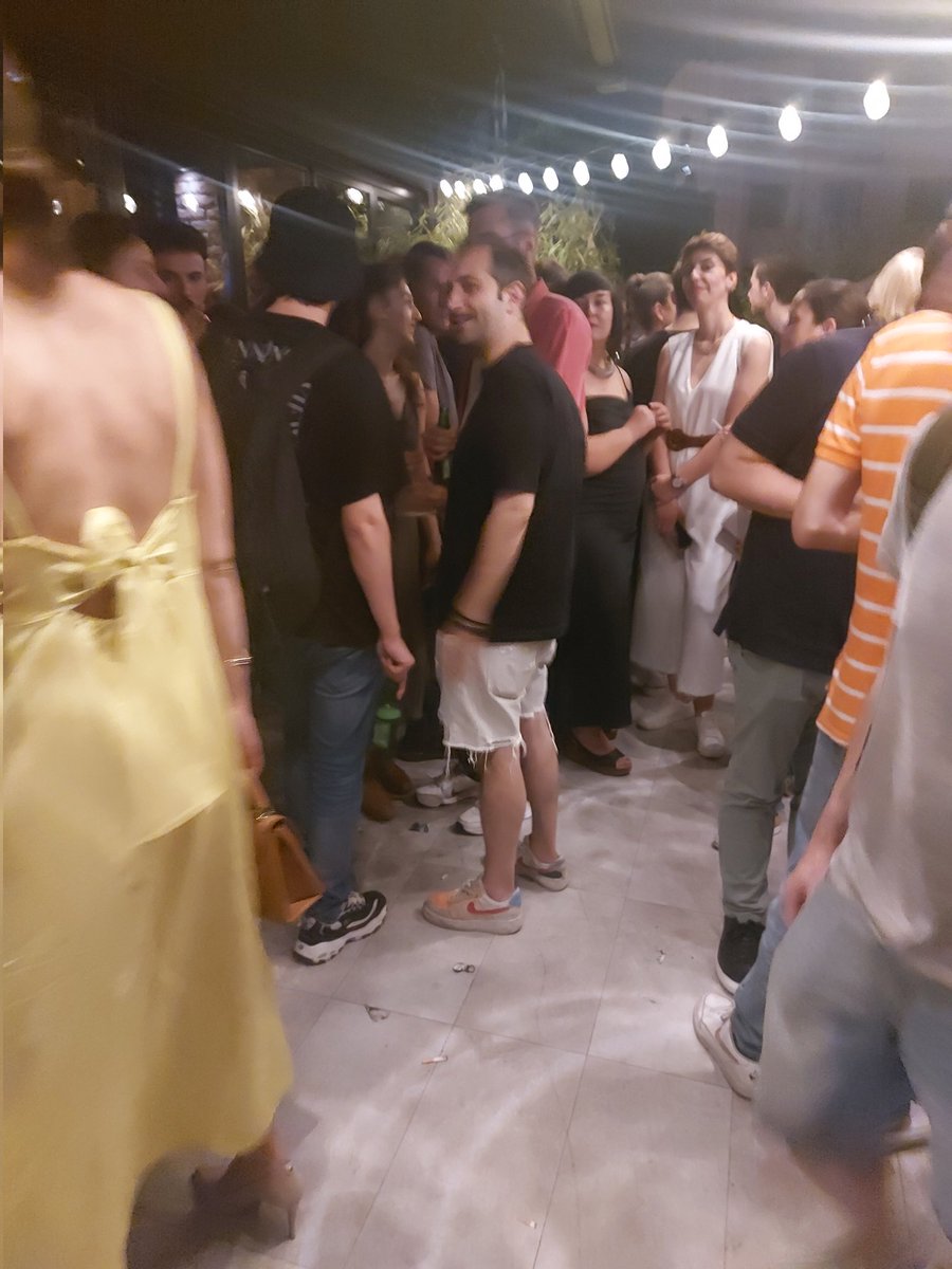 ButCanCallMeD's tweet photo. It was so unusual and cool to see him in live in Skopje 🥰 yesterday I was so excited so I sent to all of my friends, like "looook who I found 🤗🤗🤗🤗🤗"
@BozkurtSarp next time we will meet I promise, no paparazzi 😄 https://t.co/WPoomIdWx8