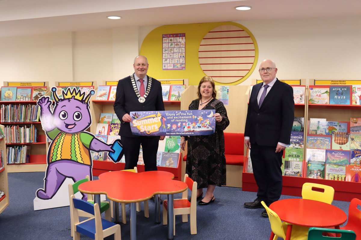 Meath County Council (@meathcoco) on Twitter photo <a href="/MeathLibrary/">Meath County Library</a> has a great summer programme full of FREE EVENTS lined up for children of all ages in Meath from June 13th. The programme was launched by An Cathaoirleach <a href="/CllrSeanDrew/">Cllr. Sean Drew - Meath</a> and kicks off with the SUMMER STARS reading adventure.
More info at bit.ly/3GFlc8z <a href="/MeathLibrary/">Meath County Library</a> has a great summer programme full of FREE EVENTS lined up for children of all ages in Meath from June 13th. The programme was launched by An Cathaoirleach <a href="/CllrSeanDrew/">Cllr. Sean Drew - Meath</a> and kicks off with the SUMMER STARS reading adventure.
More info at bit.ly/3GFlc8z