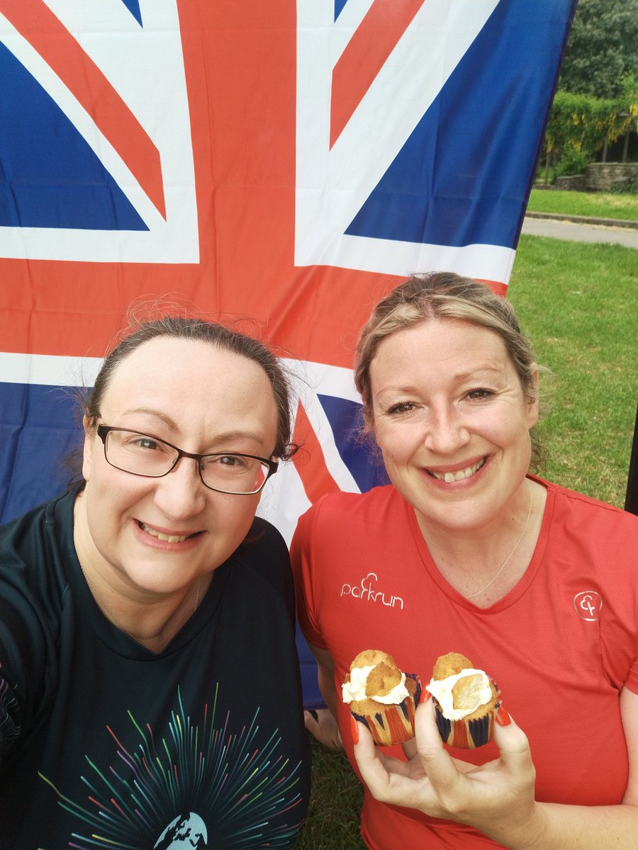 Frosty Queen Jam ❄️ tweet media