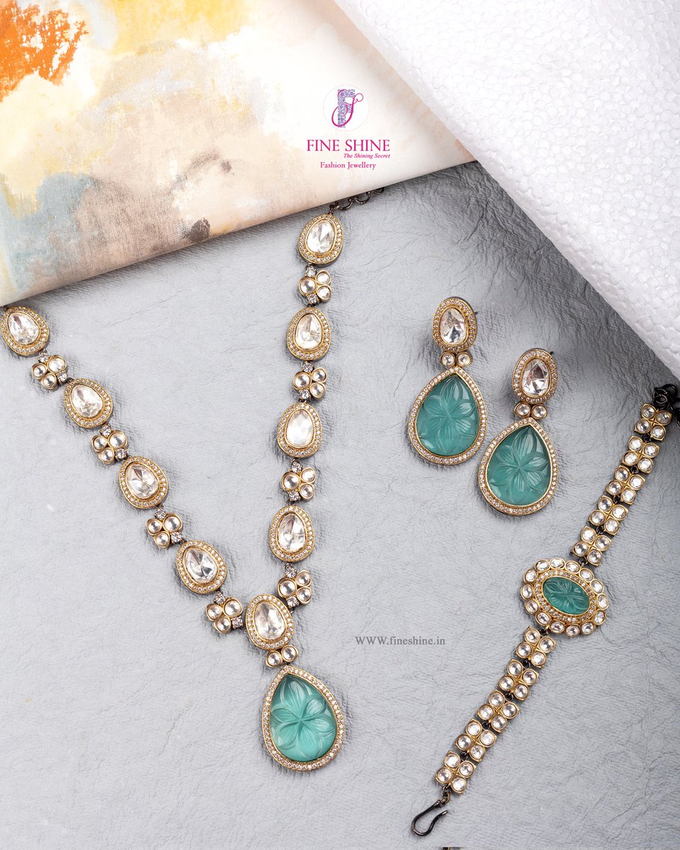Our versatile mint necklace necklace with mactching bracelet is perfect to carry from day to night, to add that instant glamour to your style ❣️ To purchase visit our store or Call/Whatsapp us at 9840252574
