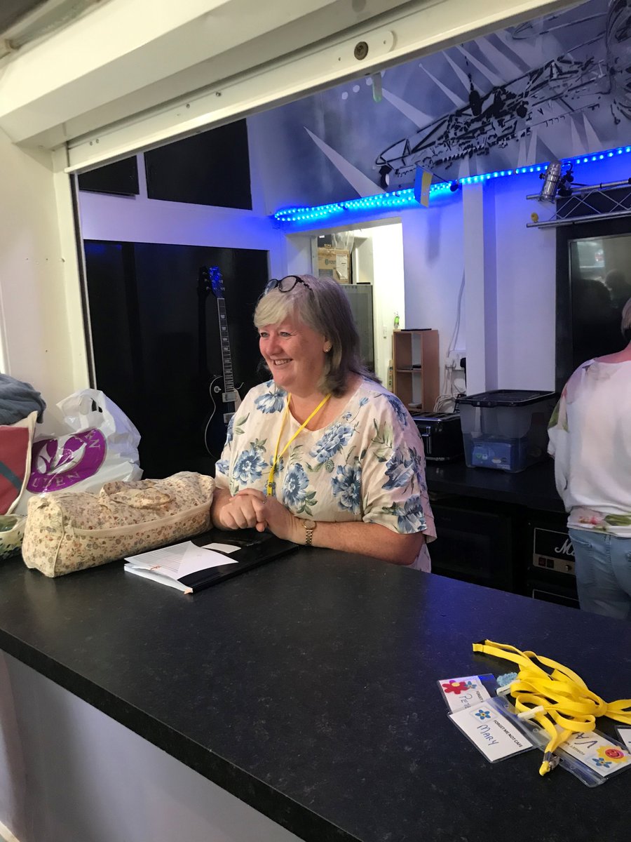 It's Volunteers Week and we want to give a shout out to Jennifer Jarvis who works at @DementiaEssex in the Forget-Me-Not cafe in Saffron Walden and Pam's Place in Thaxted. She goes the extra mile to make these places welcoming. #dementia #PlatinumJubilee #Services #saffronwalden