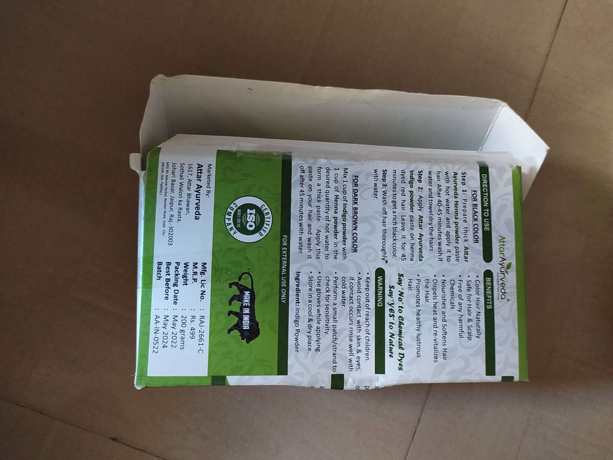 jaldeep_amin's tweet photo. This is the packing you receive when you pay a premium price to there product @AttarAyurveda @amazonIN @AmazonHelp 

How can I believe the product inside is genuine? https://t.co/UGprtadbCH