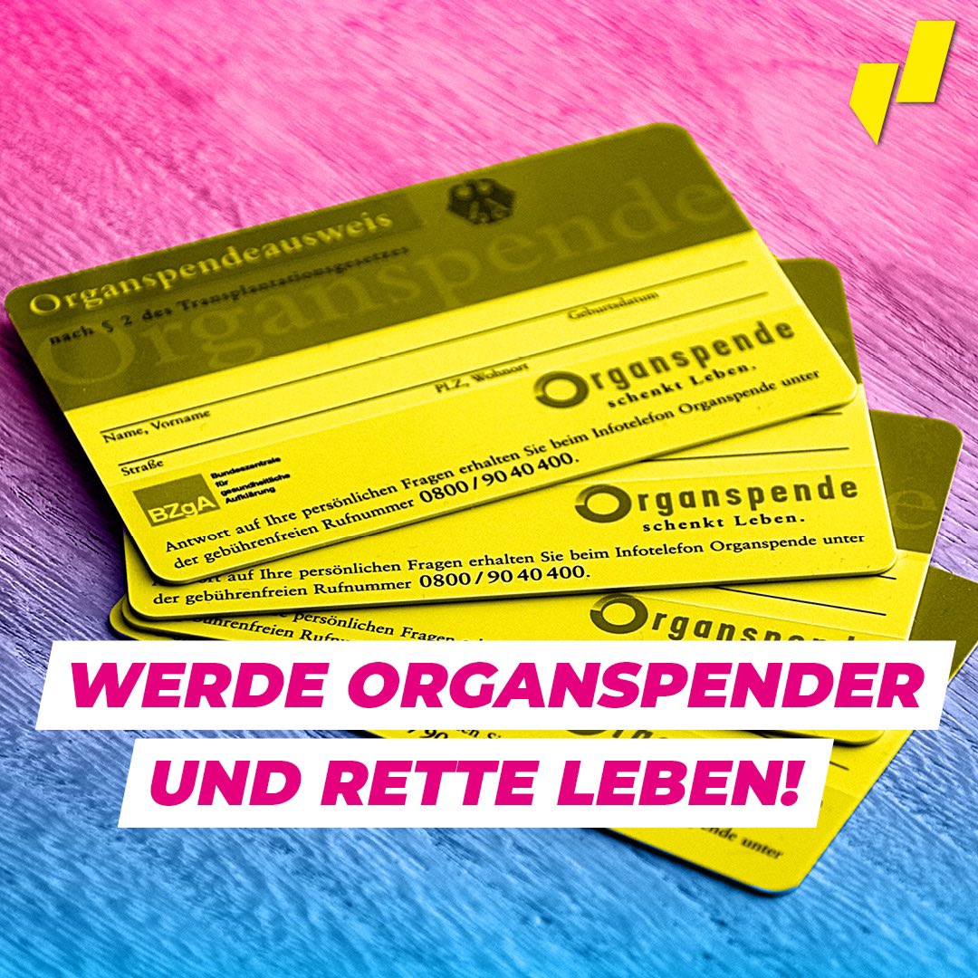 julismv's tweet photo. 🫀Heute ist der #Organspendetag 🫁

In #Deutschland stehen derzeit 9.200Menschen auf der Warteliste für ein Spenderorgan. 2020 gab es 913 #Organspender und #Organspenderinnen. 👇 https://t.co/5hvbPTAMWV