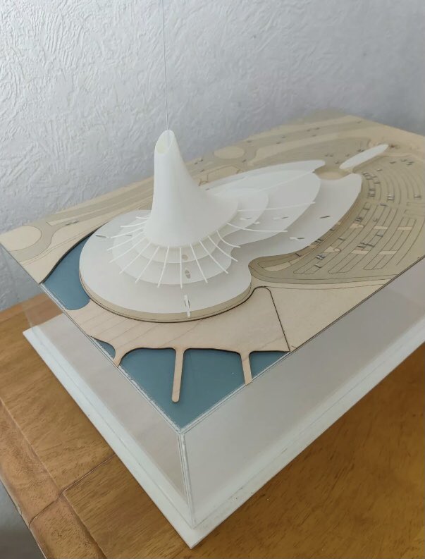 PerryHemus's tweet photo. @WikiArq does anyone recognise this structure from these images or any clues to the architect of this prototype? #architecture #architect https://t.co/sU9yXrvsFk