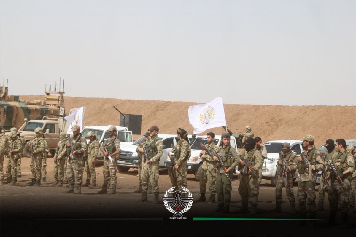 UniLeadership's tweet photo. #غرفة_القيادة_الموحدة
#عزم

قوّات غرفة القيادة الموحدة-عزم تنفذ مناورات عسكرية قرب خطوط التماس مع ميليشيا #قسد الإرهابية في منطقة رأس العين بريف الحسكة. https://t.co/Y6pMGbbL50