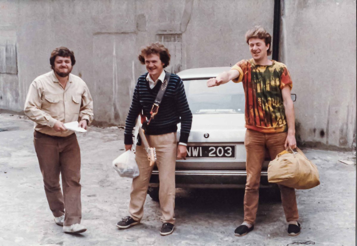 Eddie Lee tweet media