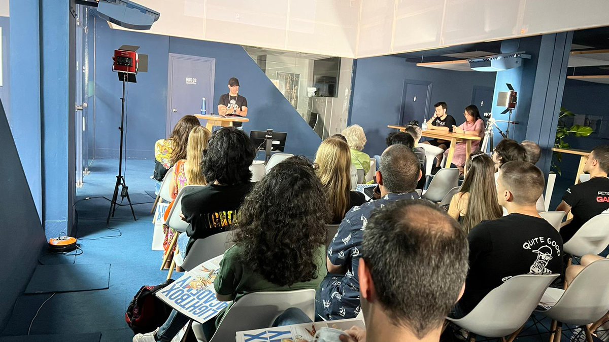 LightboxAcademy's tweet photo. “Mi gran amigo David Benzal me dio el consejo de la regla del 20%, que consiste en dejar siempre este porcentaje a trabajar proyectos personales” @victorinvictus #MasterclassLBA https://t.co/sQ8JJyRGmQ