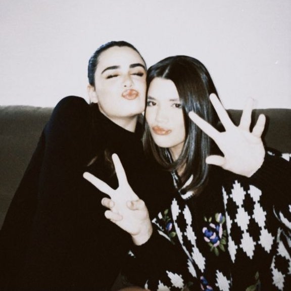 giustans's tweet photo. feliz aniversário bella, vc é incrível <3 https://t.co/7niHANI0DZ