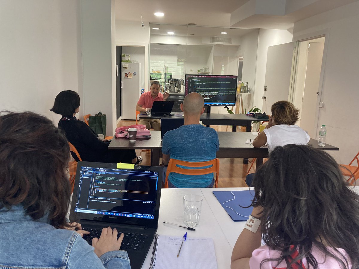 pivotdao's tweet photo. Pasamos a la práctica programando con Scrypto/Rust ⚡️ https://t.co/EvUGxspkED