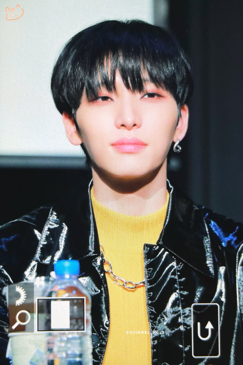 SquirrelHole67's tweet photo. 220604 사운드웨이브 팬싸 프리뷰
💛

#서호 #SEOHO #원어스 #ONEUS https://t.co/wrySqrwhnG