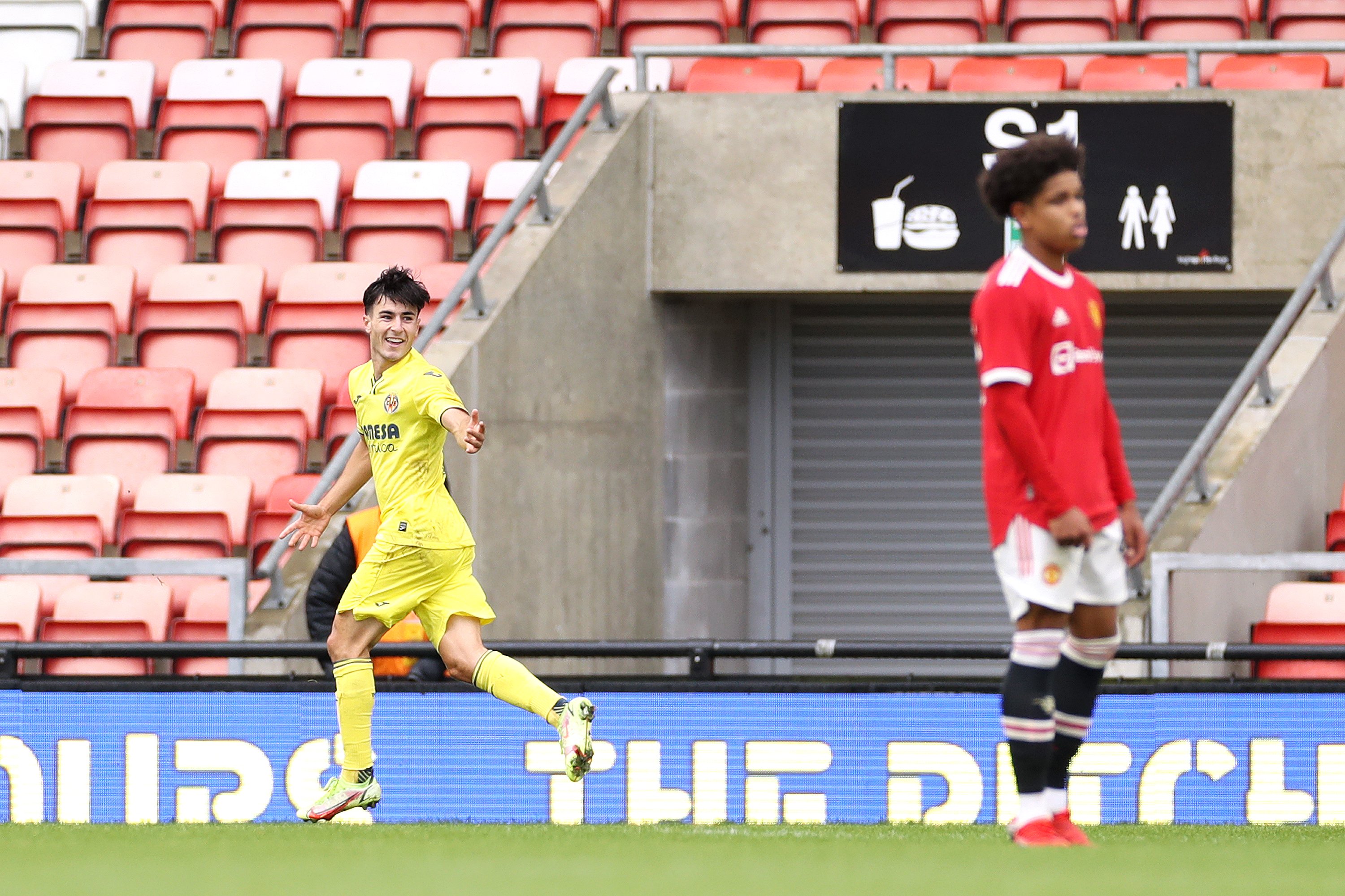 Relevo on Twitter: "🌟 Francisco A. Gómez Landero (Villarreal) 📍 Villarreal (2021) El último MVP de #LaLigaPromises nacional. poderoso y buena salida de balón, fue clave para su equipo