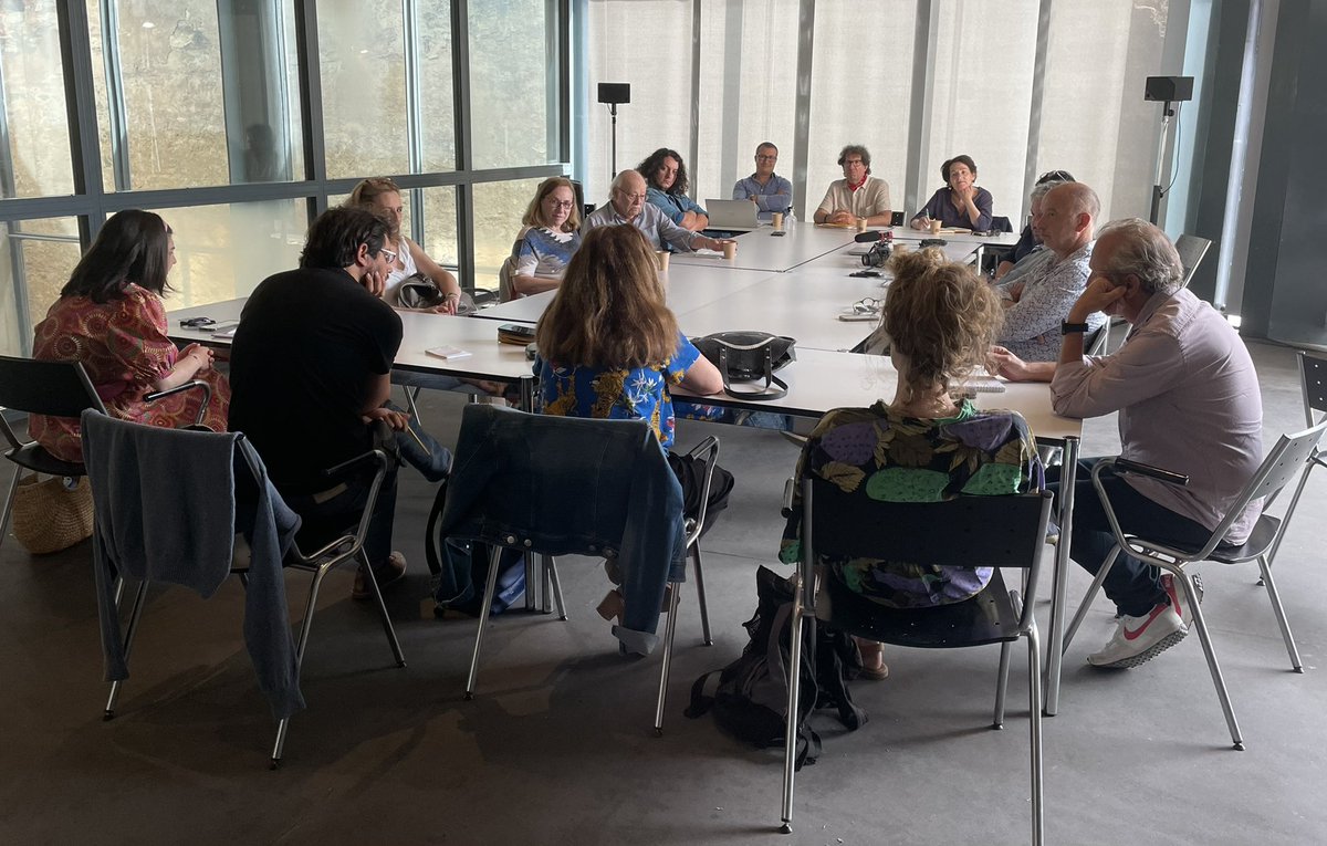 MuseedelaCorse's tweet photo. 🔹Ateliers d’ethnomusicologie🔹

[📍Ce matin au Musée de la Corse]
👉Rencontre avec Simha Arom, échanges sur son parcours et son expertise en #ethnomusicologie.
👉Ecoute des archives sonores de la #phonothèque du musée.

Coorganisés par le Musée de la Corse &amp; le @CentreVoce https://t.co/INx6j6SlSj