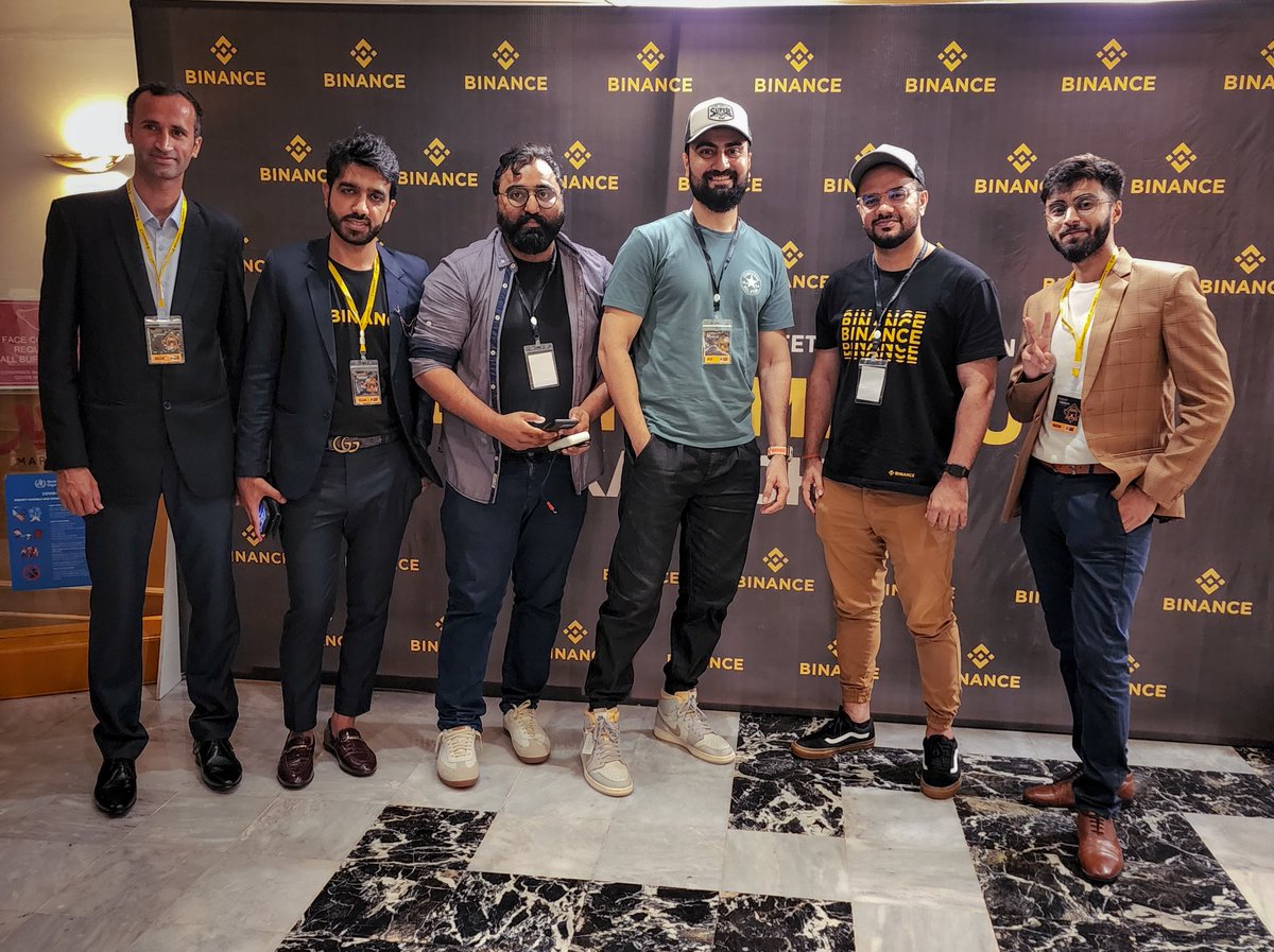 Daddy hustling at the community meetup by <a href="/BinancePk/">Binance Pakistan 🇵🇰</a>