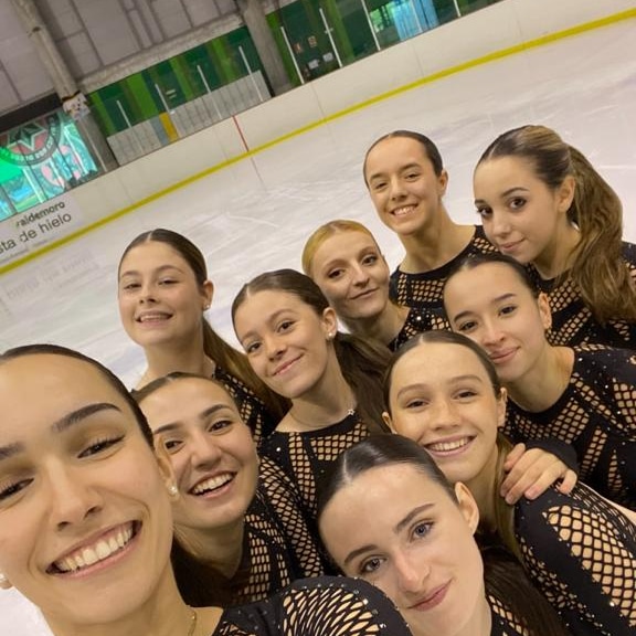 Marta_Feliz's tweet photo. Un Oleeee❤️❤️❤️tremendo por las chicas del @teamfusionspain
A pesar de todo, estáis ahí, dándolo todo y dejándoos la piel. Gracias chicas por el esfuerzo❤️❤️❤️
Siguelas en redes❤️❤️❤️ https://t.co/muVrlFsVKA