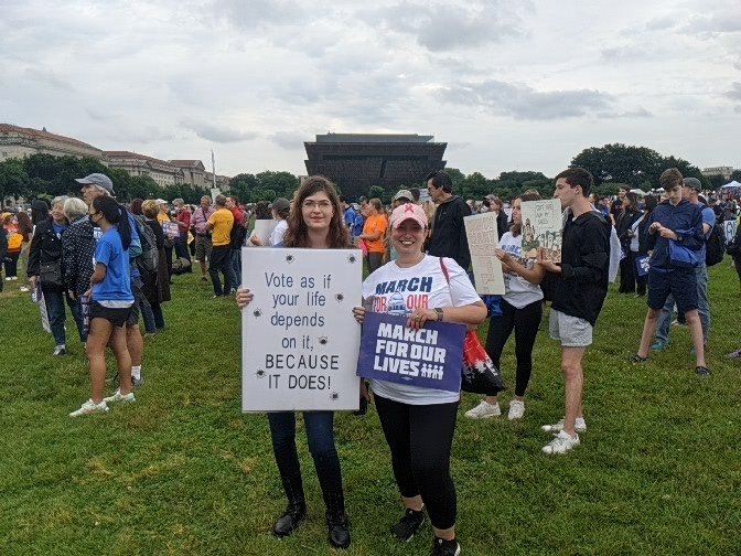 MamaMayham's tweet photo. #MarchForOurLives https://t.co/PWyH48x5fA
