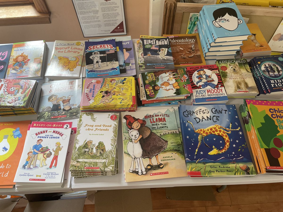 NHplaybased's tweet image. Thank you @WaypointNH for hosting such a wonderful literacy event for the community today at The Children’s Place and Parent Education Center in Concord! We enjoyed sharing resources related to #playbasedlearning &amp;amp; connecting with children and families.