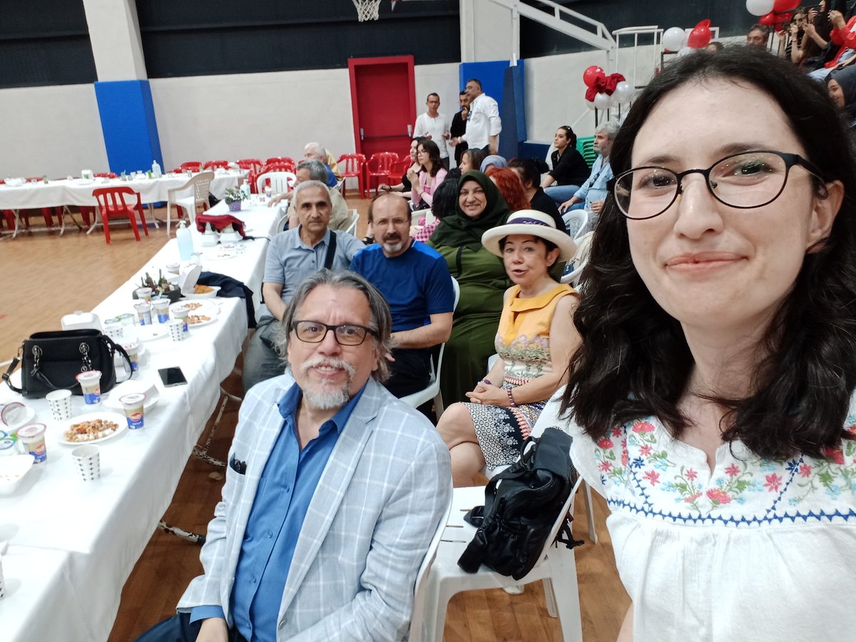 HTugsavul's tweet photo. @kadirgamtal Mezuniyet töeni harikaydı. @FatihmemIsg @Asbest54264985 @isgkimdergmail1 @isgobder @istanbulilmem @istengecmeden @ilkyardim44 @FatihilceMEM https://t.co/hnbNlRUANG