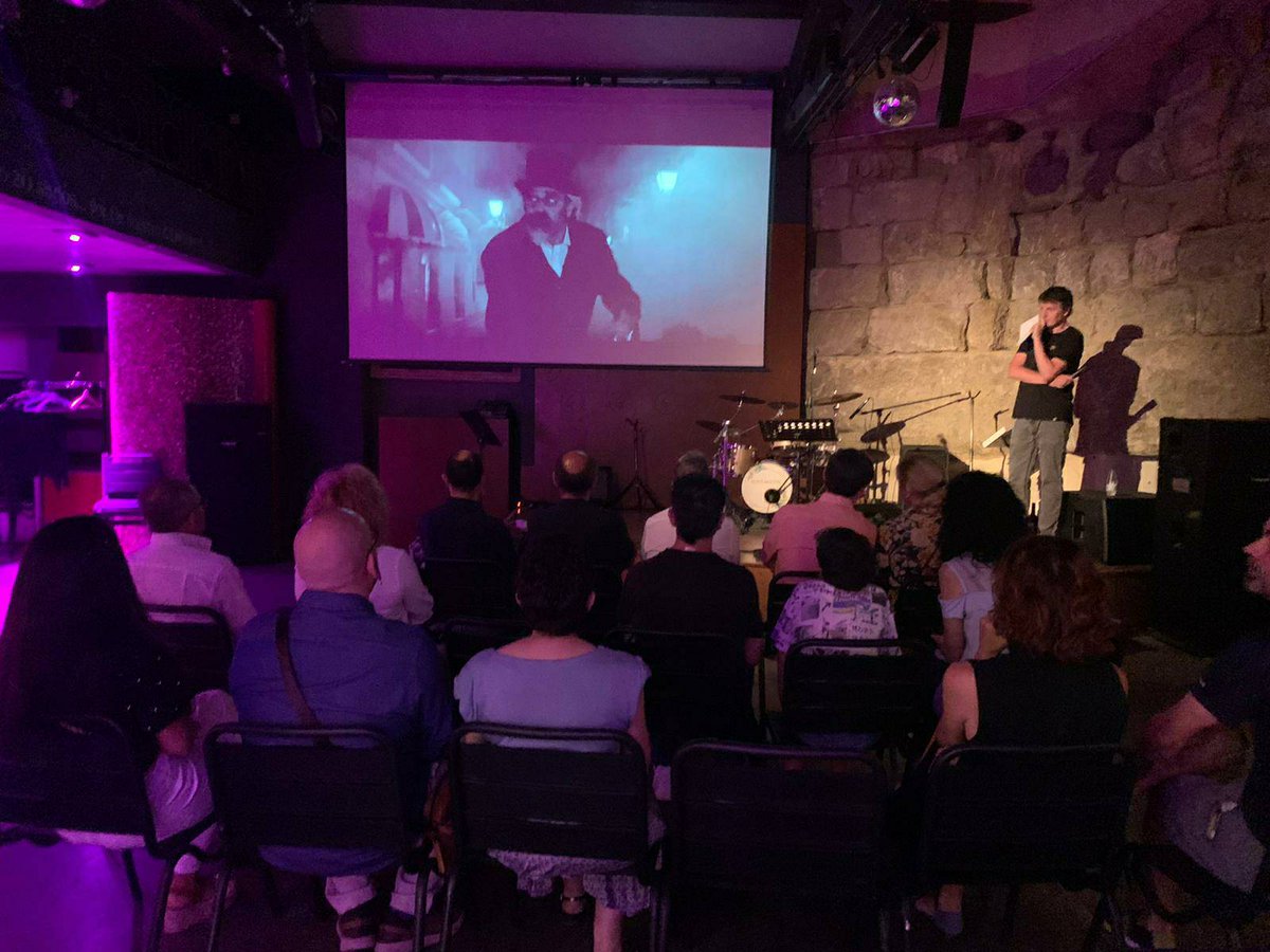 Gracias al Festival de Cine de Huesca por acoger la webserie de Comercio Huesca "¿Y Ahora qué?". 

#ComercioHuesca #FestivalCinedeHuesca #ComercioLocal