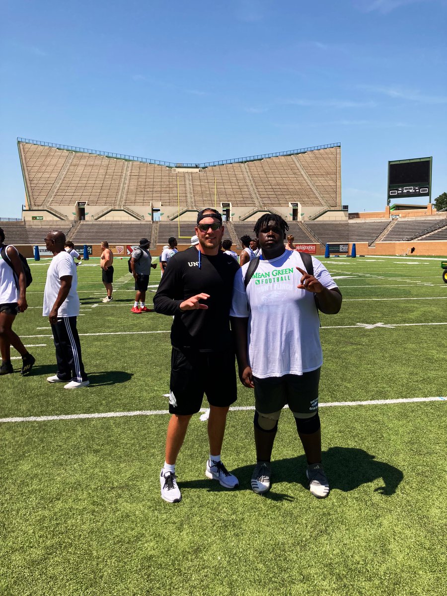 Got some work in today <a href="/UNTsocial/">University of North Texas</a> preciate the time <a href="/Jay_Clem_/">Jay Clements</a>